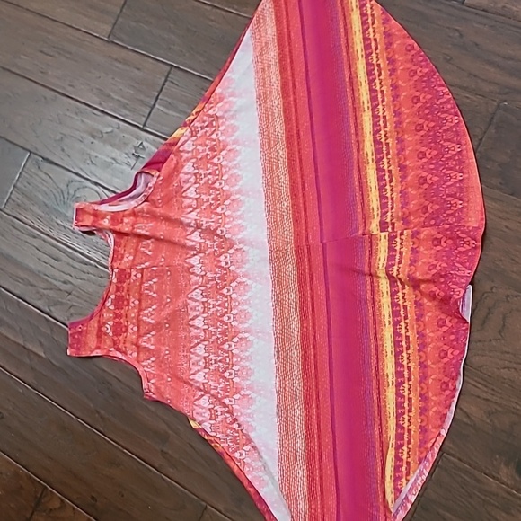 New Directions Colorful Gradient Design Sleeveless Blouse size Medium - Picture 2 of 6